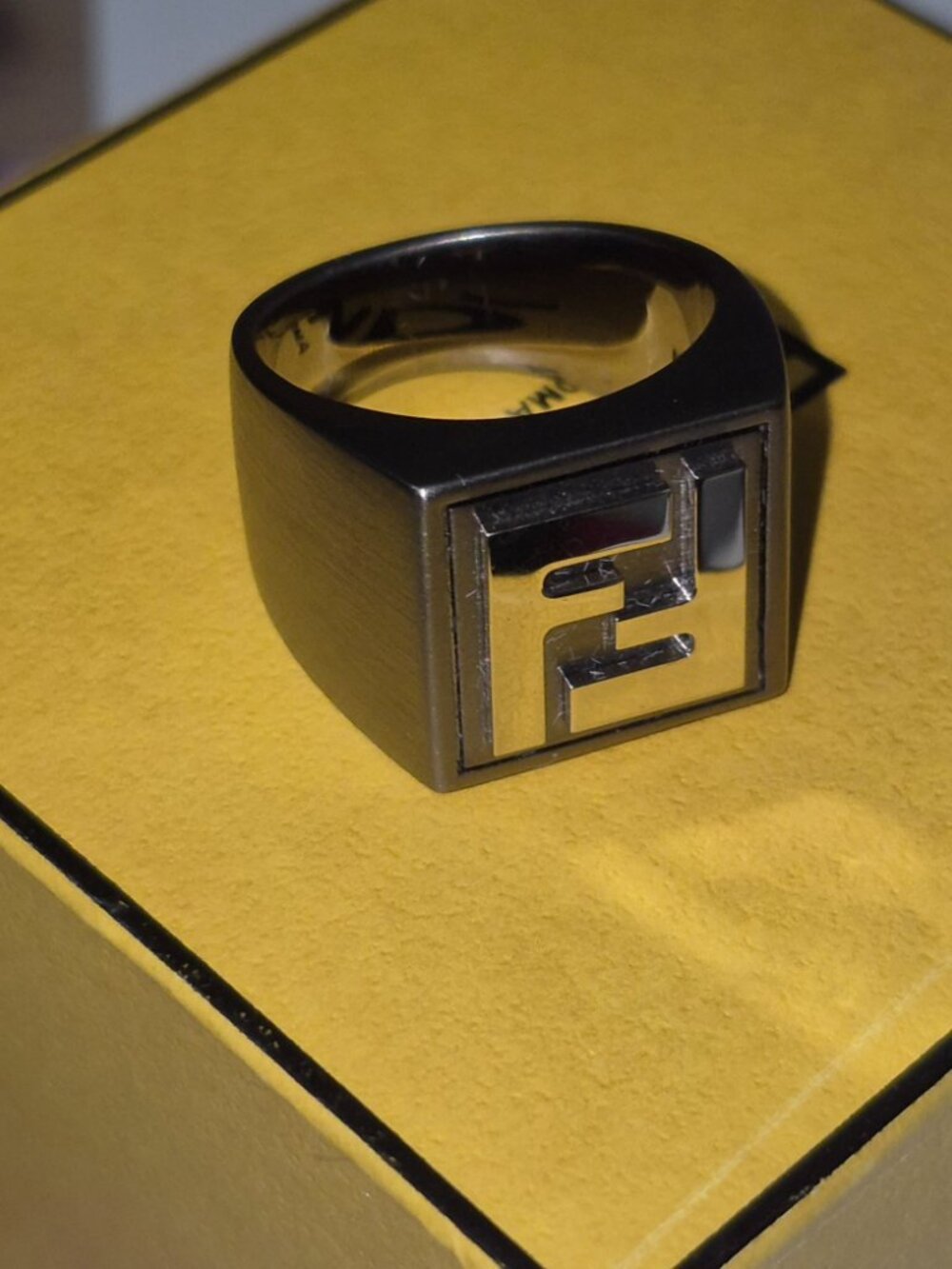 Silver ring - Picture 13 of 14